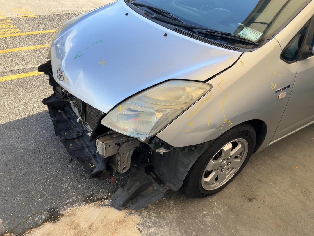 Photo '7' of Toyota Prius Hybrid