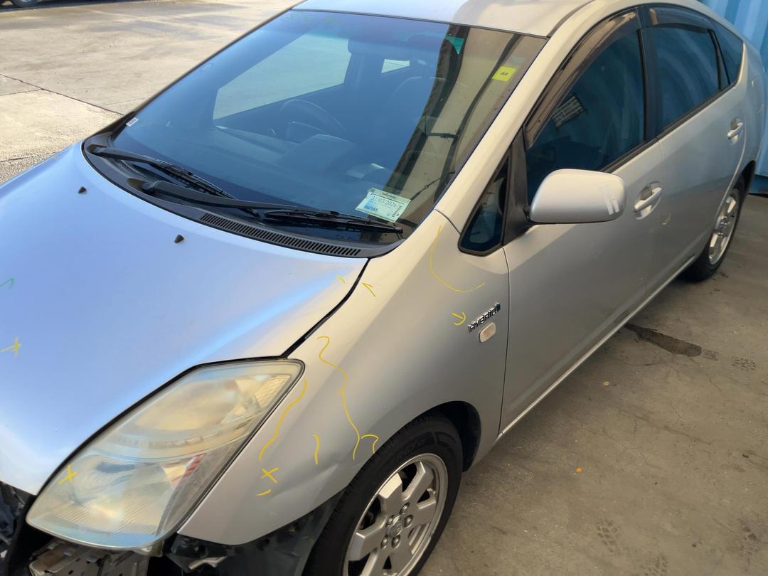 Photo '8' of Toyota Prius Hybrid