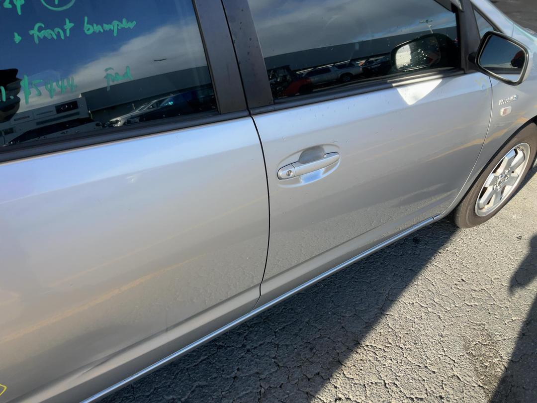 Photo '17' of Toyota Prius Hybrid