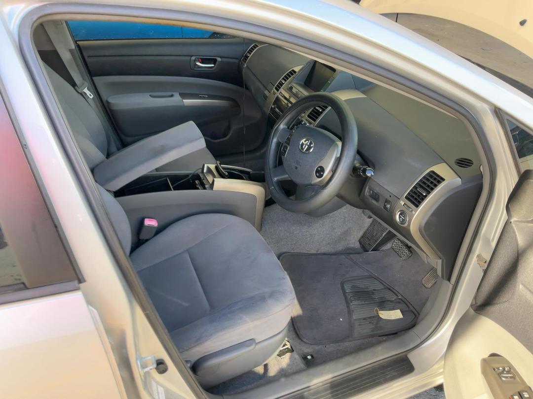 Photo '22' of Toyota Prius Hybrid