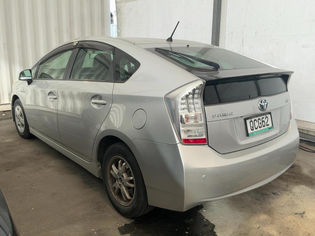 Photo '7' of Toyota Prius Photo '7' of Toyota Prius
