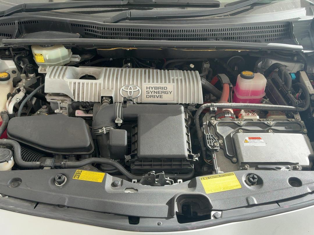 Photo '10' of Toyota Prius Photo '10' of Toyota Prius