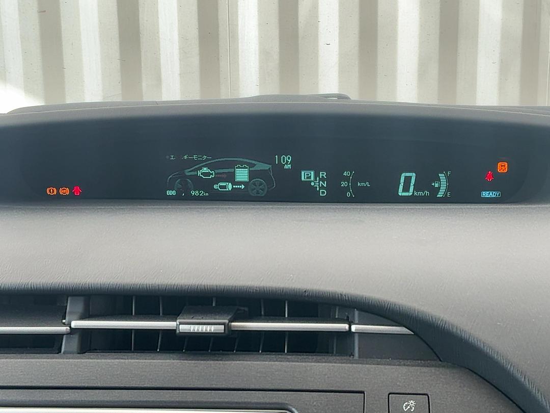 Photo '21' of Toyota Prius Photo '21' of Toyota Prius