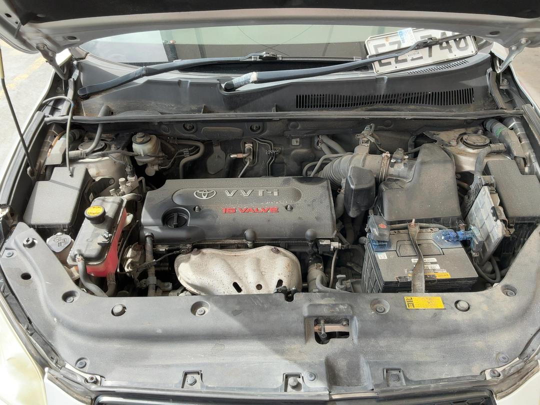 Photo '29' of Toyota RAV4 Limited