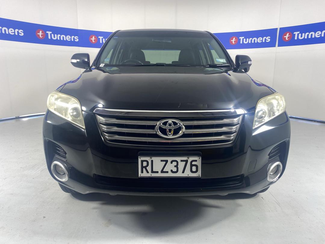 Photo '2' of Toyota Vanguard