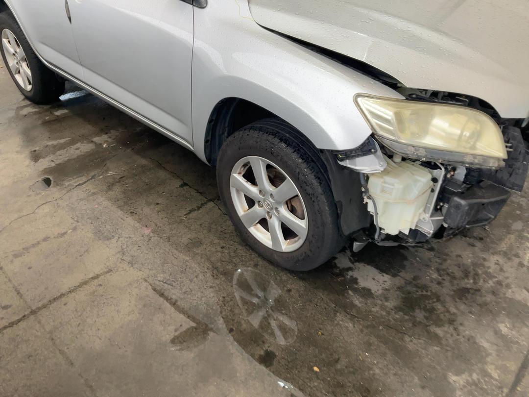 Photo '5' of Toyota Vanguard