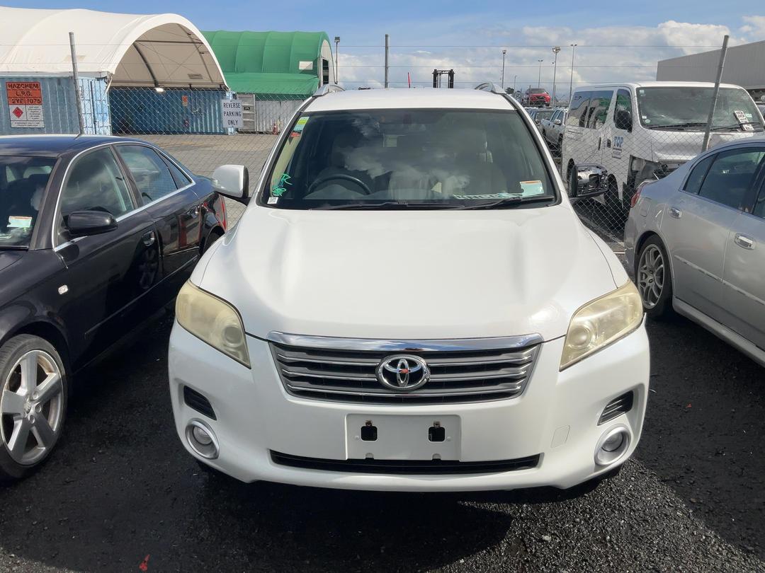 Photo '2' of Toyota Vanguard Photo '2' of Toyota Vanguard
