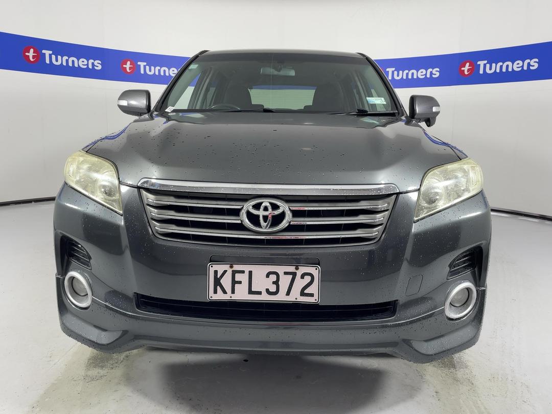 Photo '2' of Toyota Vanguard
