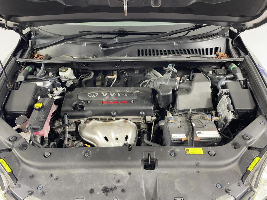 Photo '13' of Toyota Vanguard