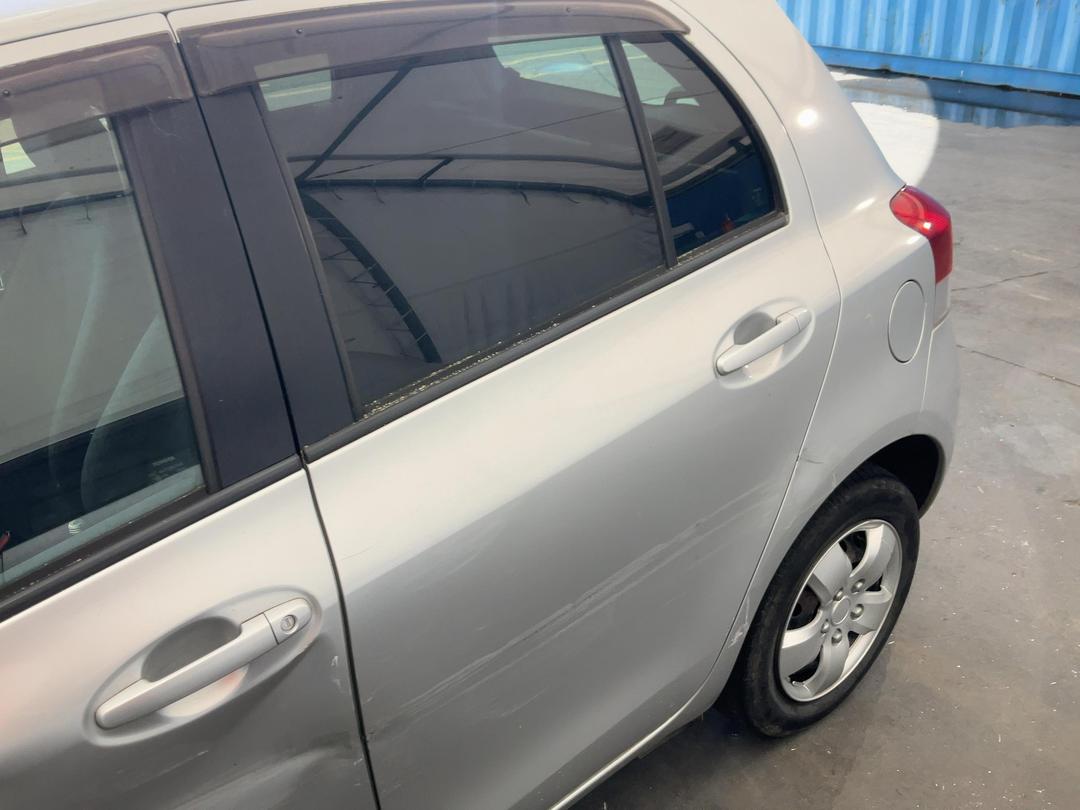 Photo '9' of Toyota Vitz Photo '9' of Toyota Vitz
