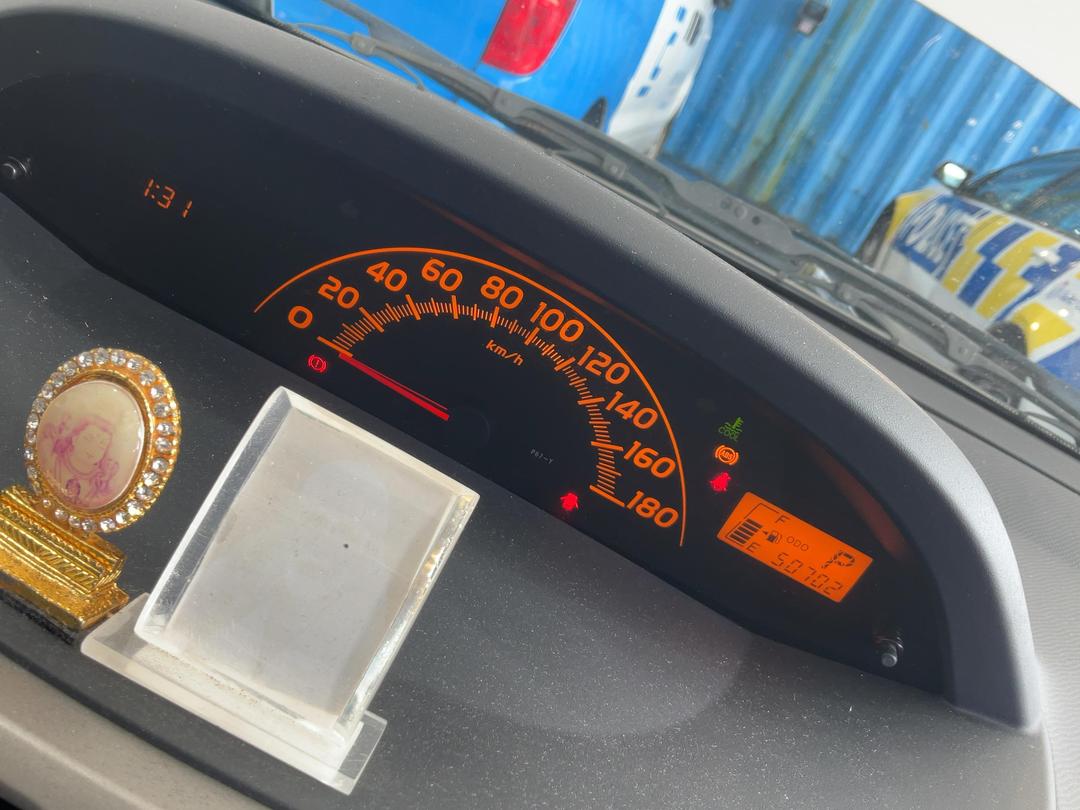 Photo '19' of Toyota Vitz Photo '19' of Toyota Vitz