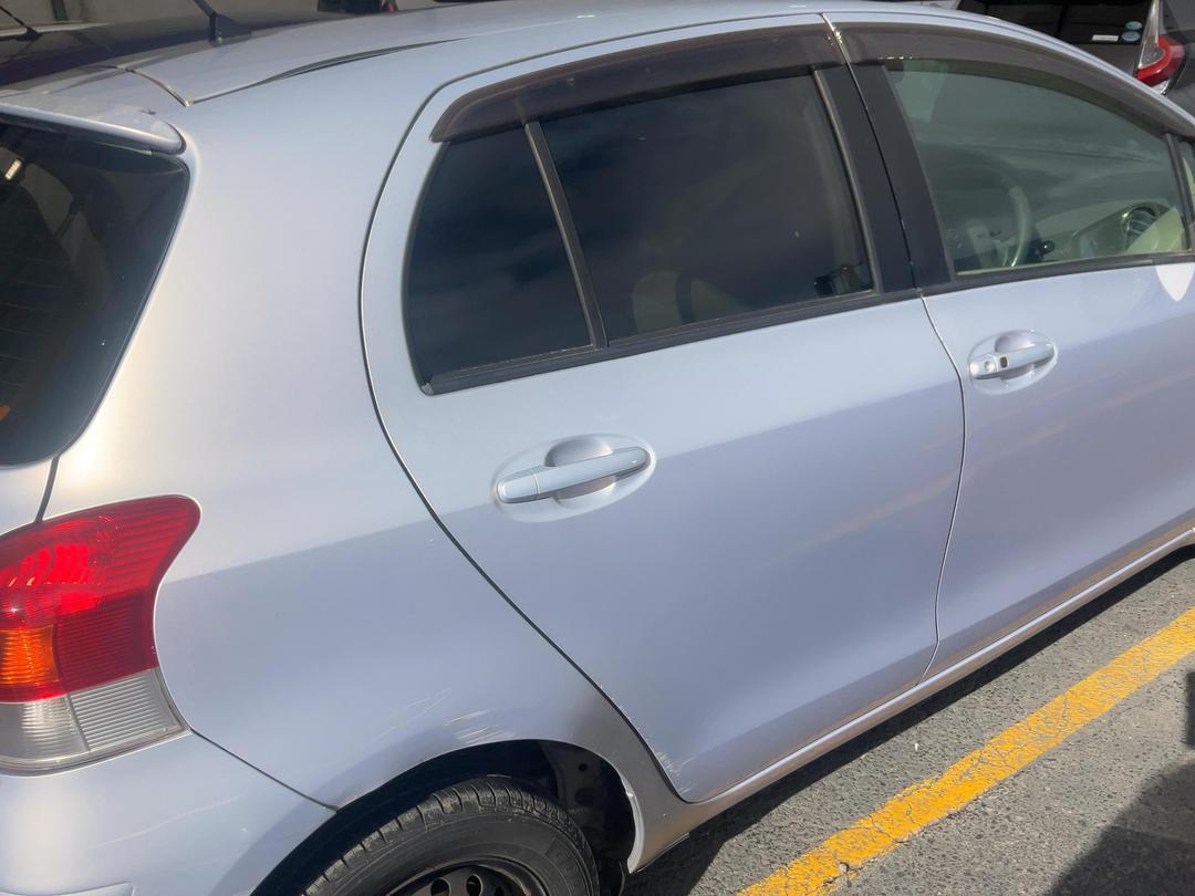 Photo '15' of Toyota Vitz Photo '15' of Toyota Vitz