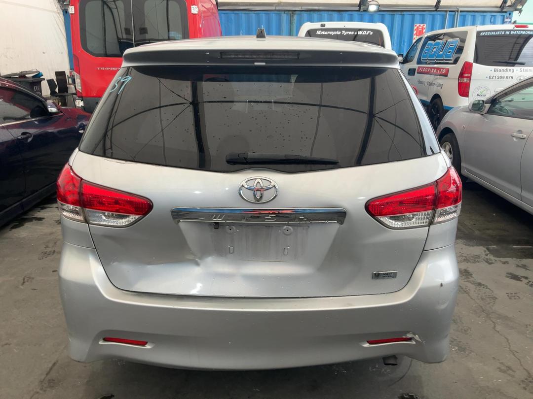 Photo '5' of Toyota Wish