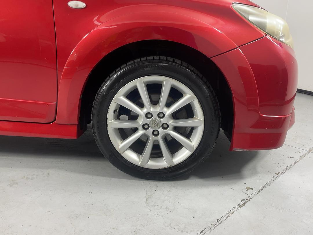 Photo '9' of Toyota Wish