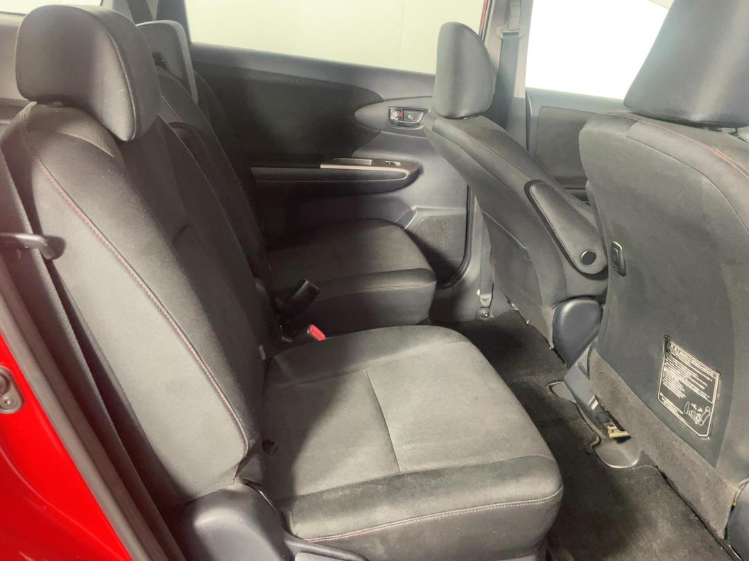 Photo '20' of Toyota Wish