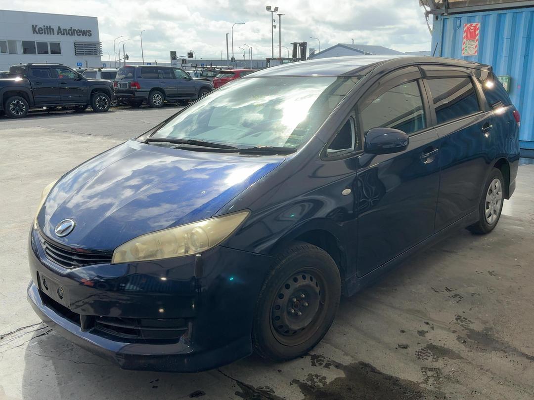 Photo '8' of Toyota Wish Photo '8' of Toyota Wish