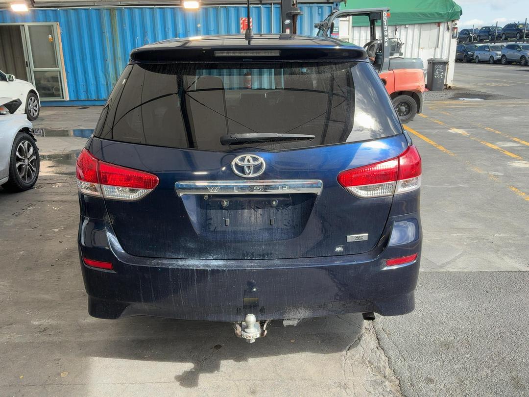 Photo '13' of Toyota Wish Photo '13' of Toyota Wish