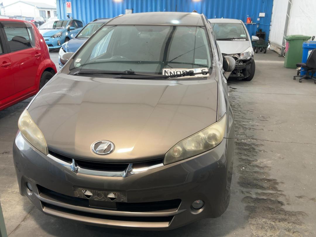 Photo '2' of Toyota Wish Photo '2' of Toyota Wish