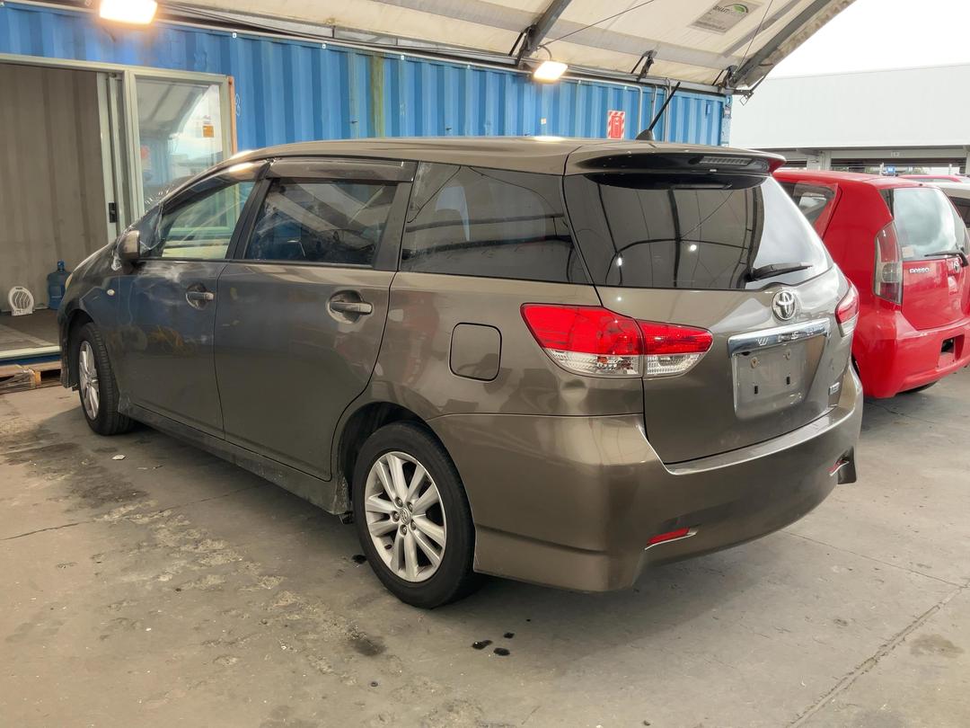 Photo '4' of Toyota Wish Photo '4' of Toyota Wish