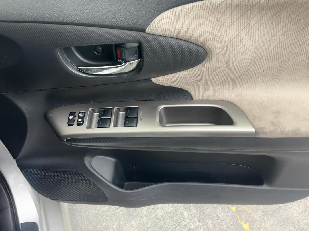 Photo '9' of Toyota Wish