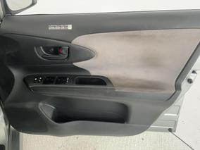 Photo '15' of Toyota Wish