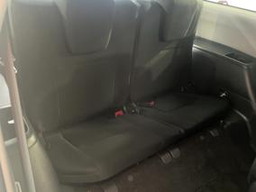Photo '23' of Toyota Wish