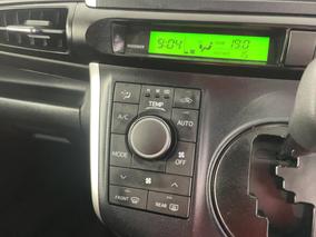 Photo '29' of Toyota Wish