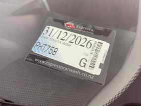 Photo '33' of Toyota Wish