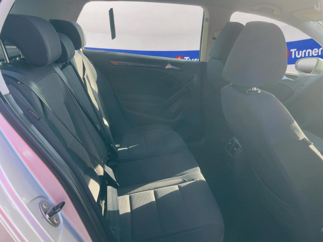 Photo '20' of Volkswagen Golf