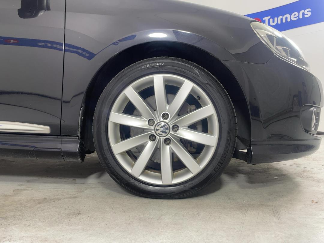 Photo '9' of Volkswagen Golf