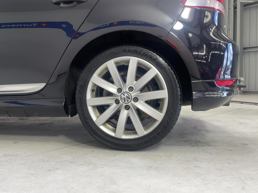 Photo '11' of Volkswagen Golf
