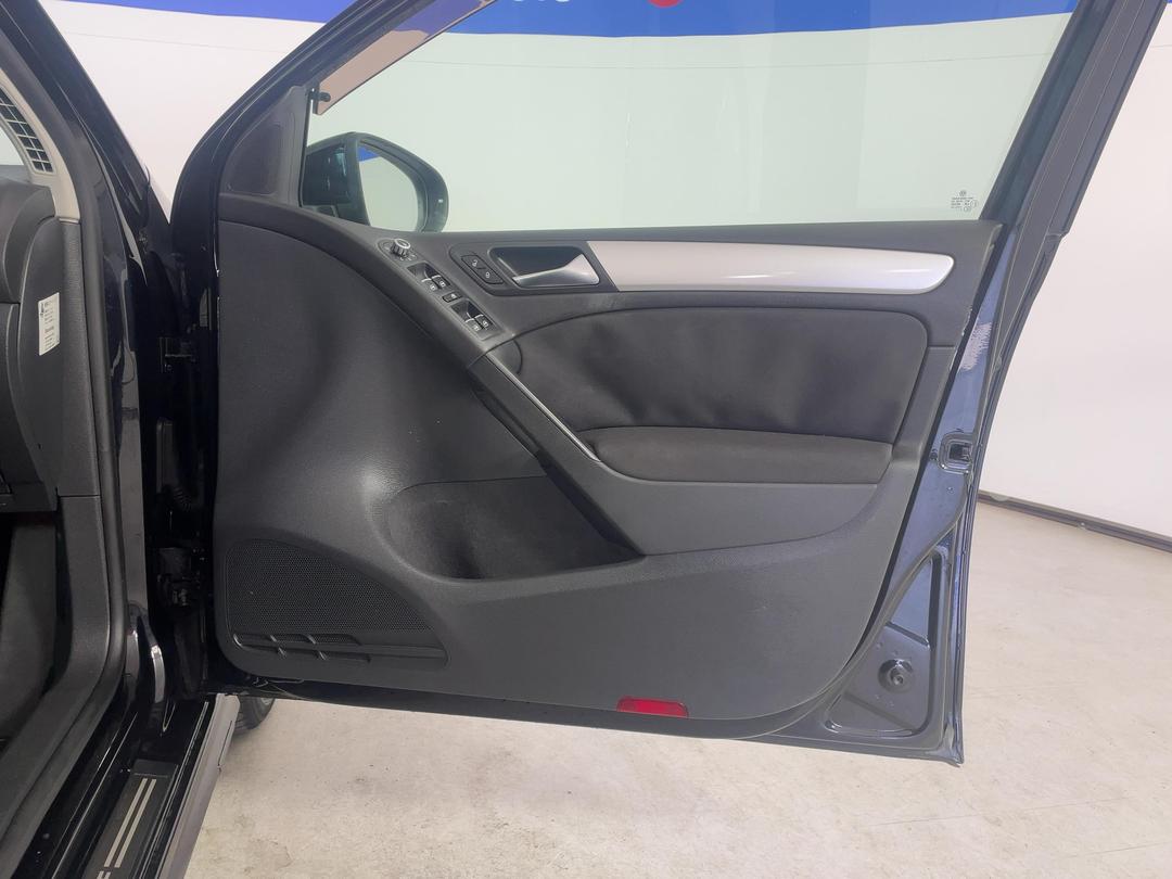 Photo '15' of Volkswagen Golf