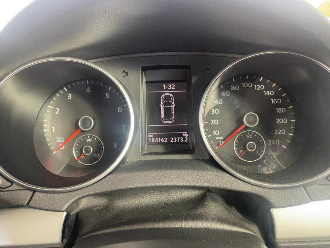 Photo '21' of Volkswagen Golf