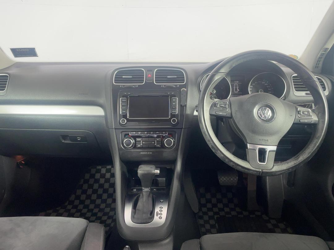 Photo '17' of Volkswagen Golf