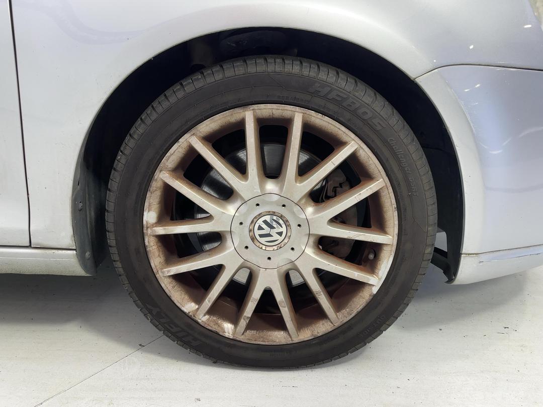 Photo '7' of Volkswagen Golf Variant2.0T Photo '7' of Volkswagen Golf Variant2.0T