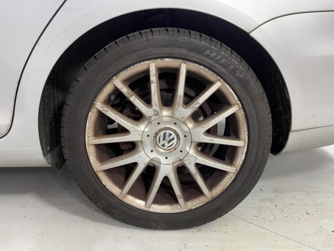 Photo '9' of Volkswagen Golf Variant2.0T Photo '9' of Volkswagen Golf Variant2.0T