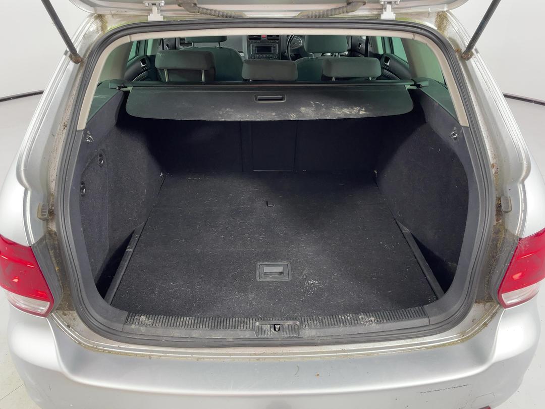 Photo '12' of Volkswagen Golf Variant2.0T Photo '12' of Volkswagen Golf Variant2.0T