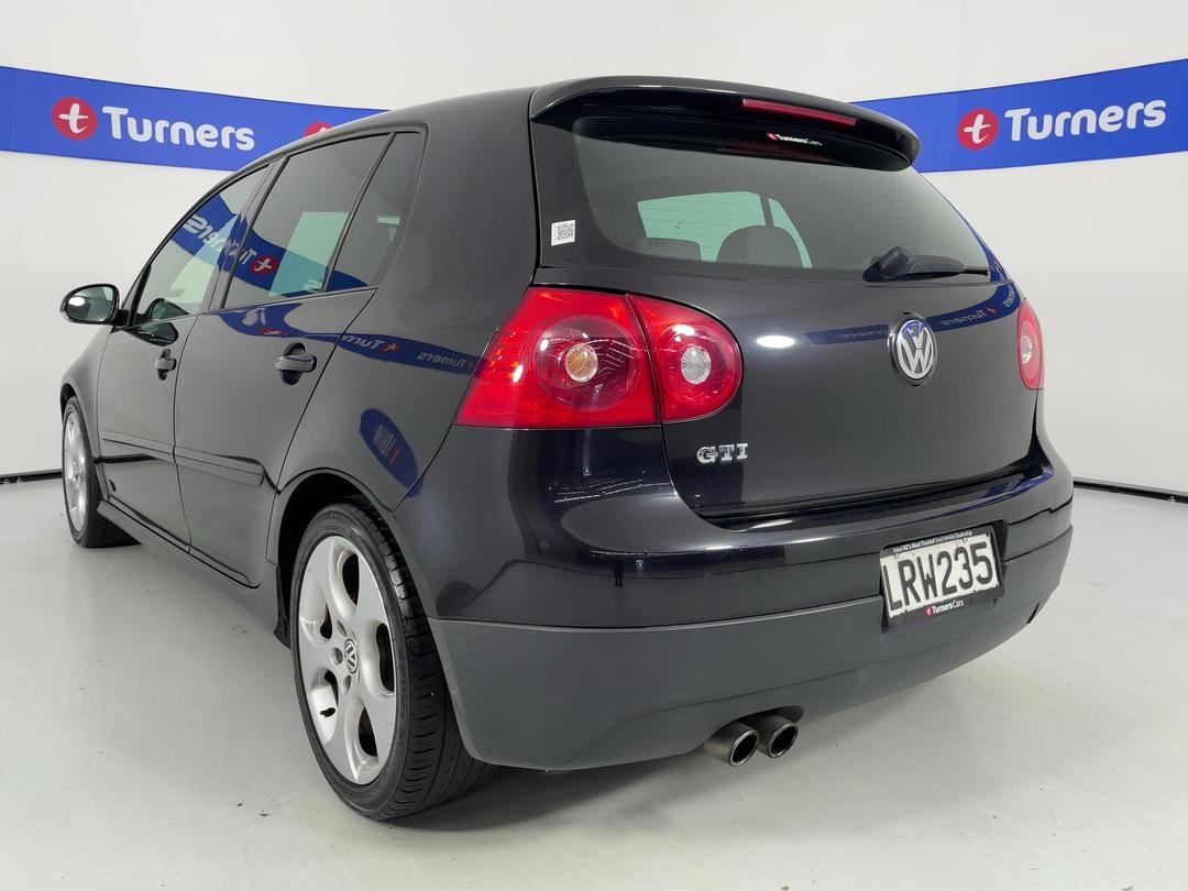 Photo '5' of Volkswagen Golf