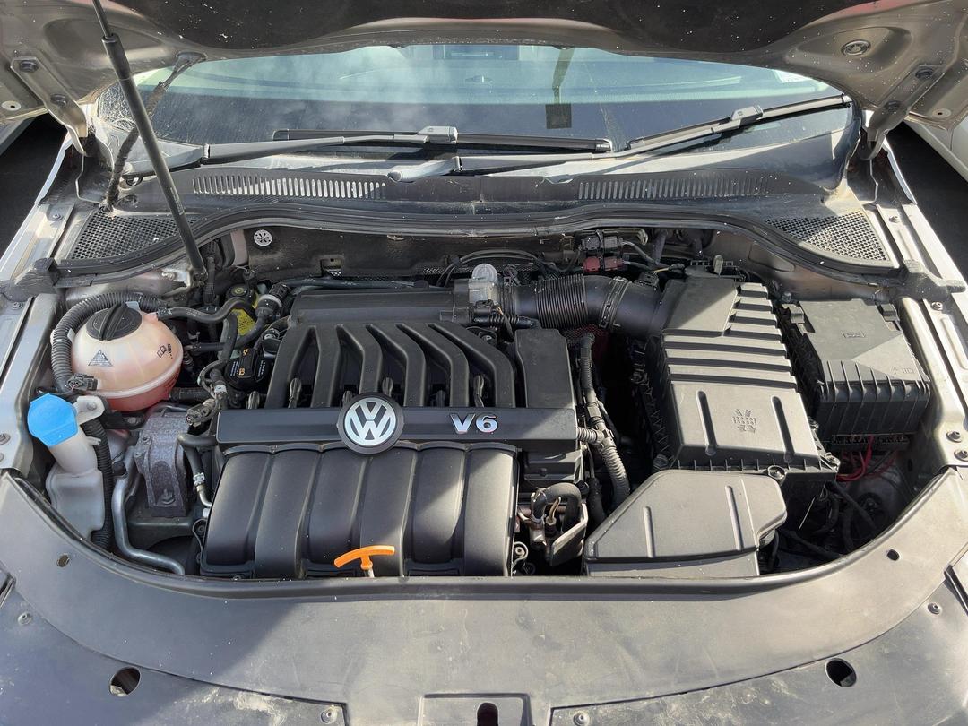 Photo '11' of Volkswagen Passat CC V6 4Motion Photo '11' of Volkswagen Passat CC V6 4Motion