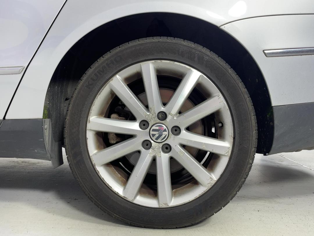 Photo '11' of Volkswagen Passat Variant3.2V64M Photo '11' of Volkswagen Passat Variant3.2V64M