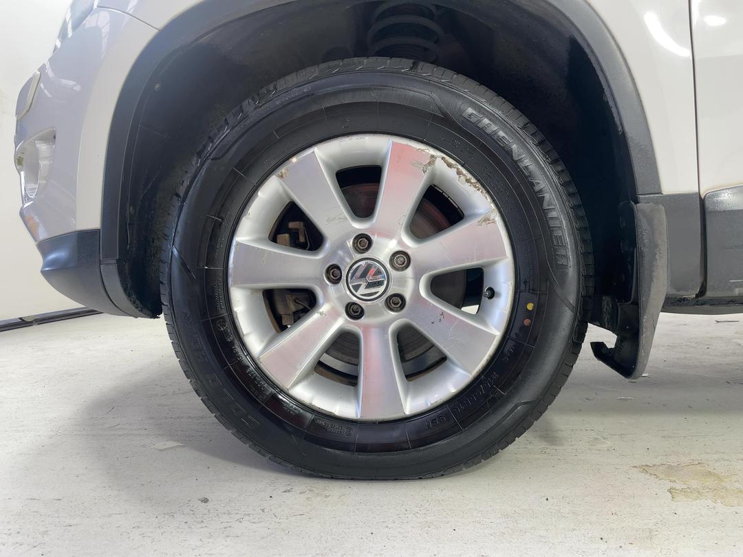 Photo '10' of Volkswagen Tiguan