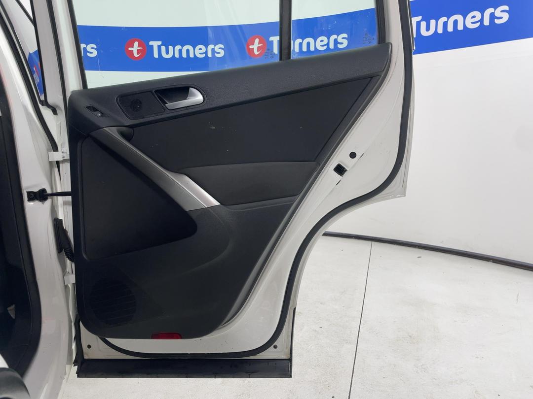 Photo '19' of Volkswagen Tiguan