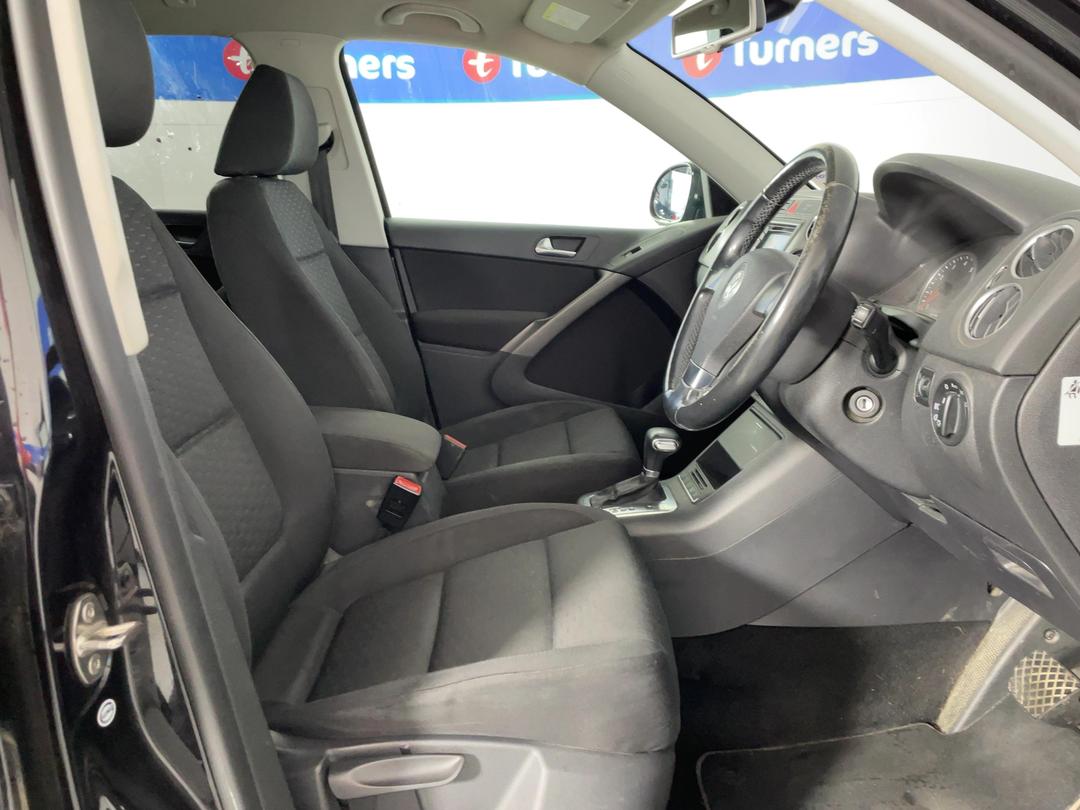 Photo '16' of Volkswagen Tiguan