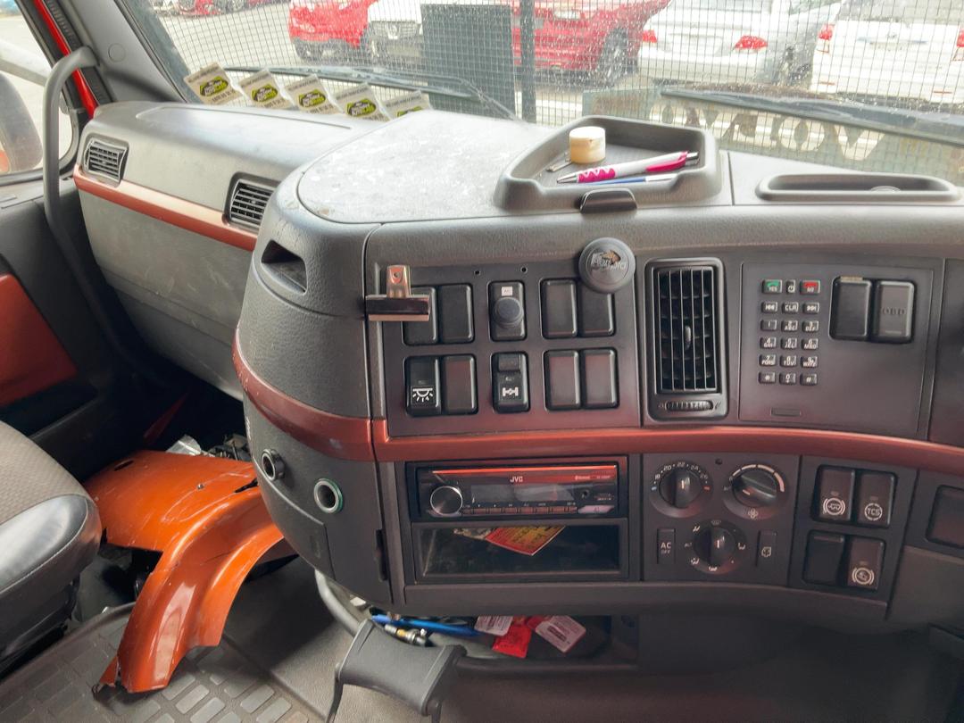 Photo '17' of Volvo FH16 Livestock