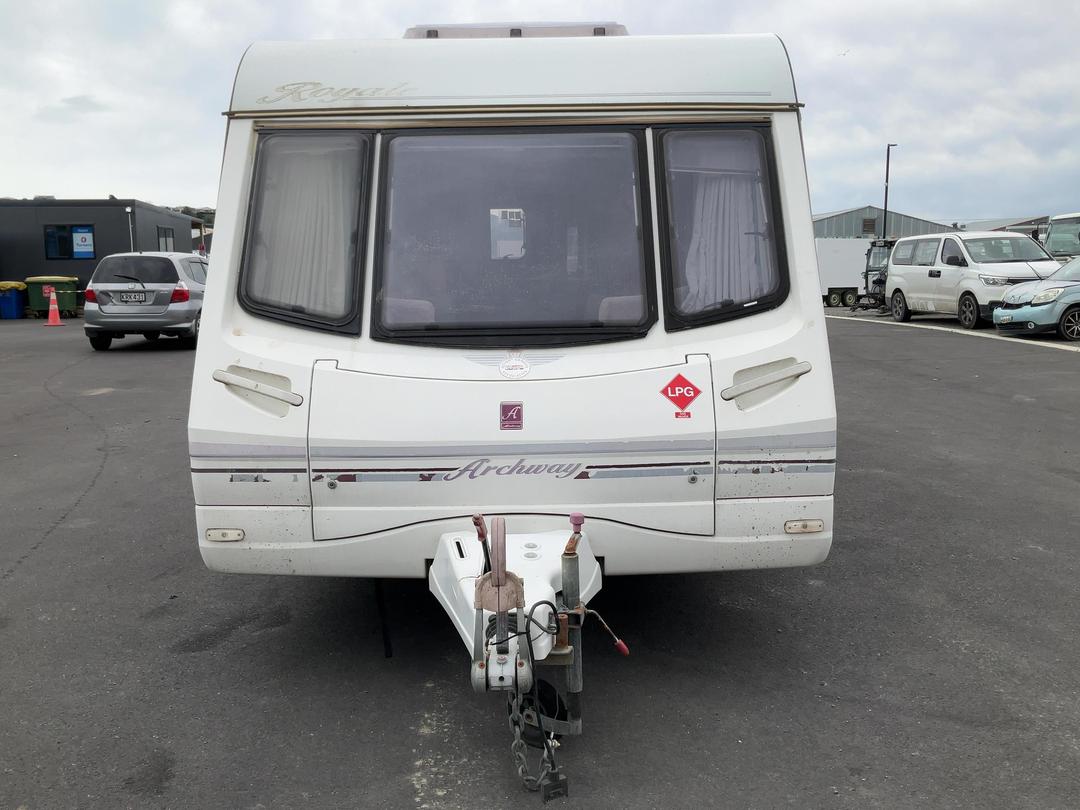Photo '8' of Archway Royale Caravan - Tandem Photo '8' of Archway Royale Caravan - Tandem
