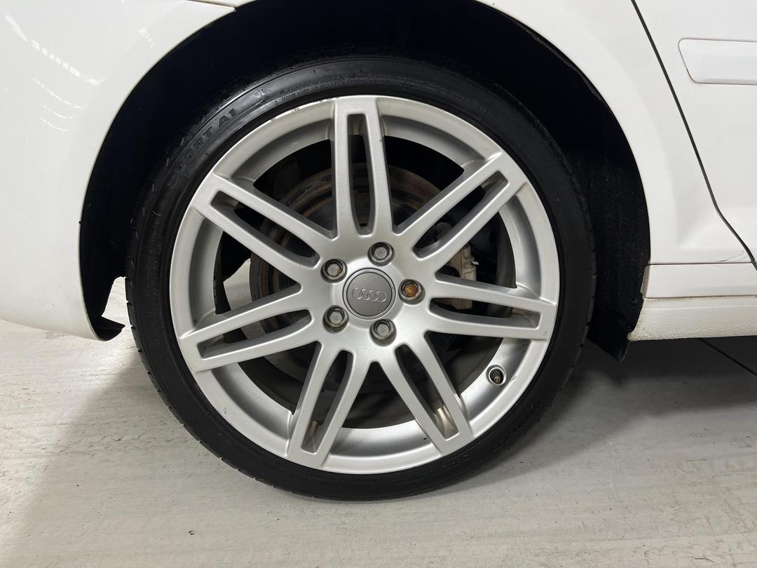 Photo '12' of Audi A3