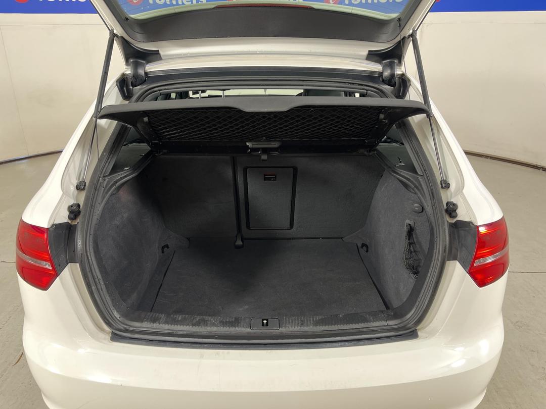 Photo '14' of Audi A3