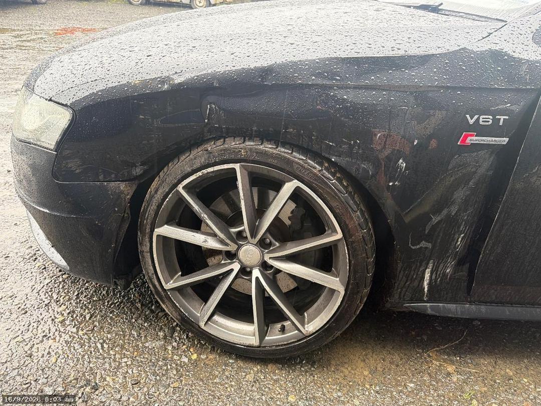 Photo '6' of Audi A4 S4 Avant Photo '6' of Audi A4 S4 Avant