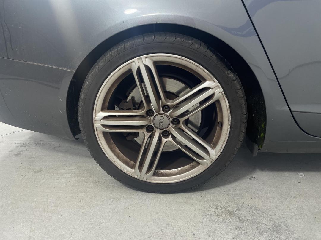 Photo '10' of Audi A6 T FSI Q Avant