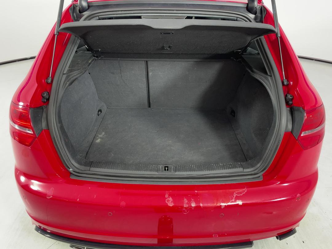 Photo '14' of Audi S3